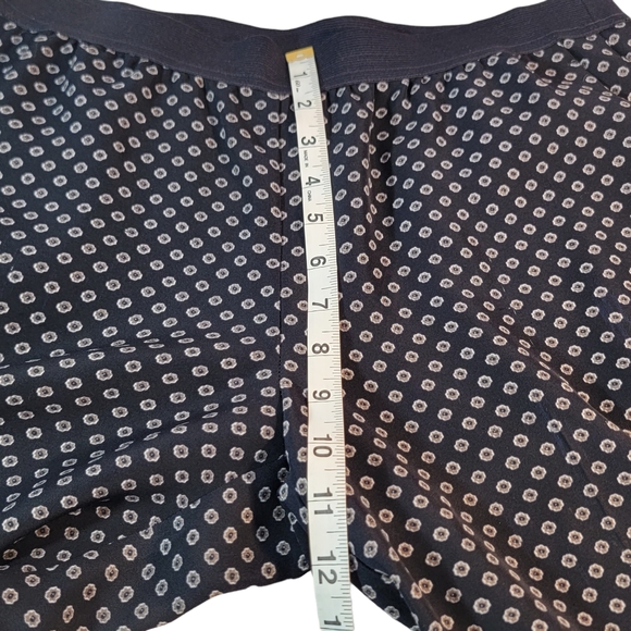 Ann Taylor Spring Summer Thin Flowy Dark Blue Floral Pants With Pockets Size 6 - Picture 13 of 15